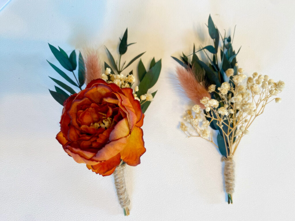 Boutonniere for the groom and boutonniere for the groomsmen