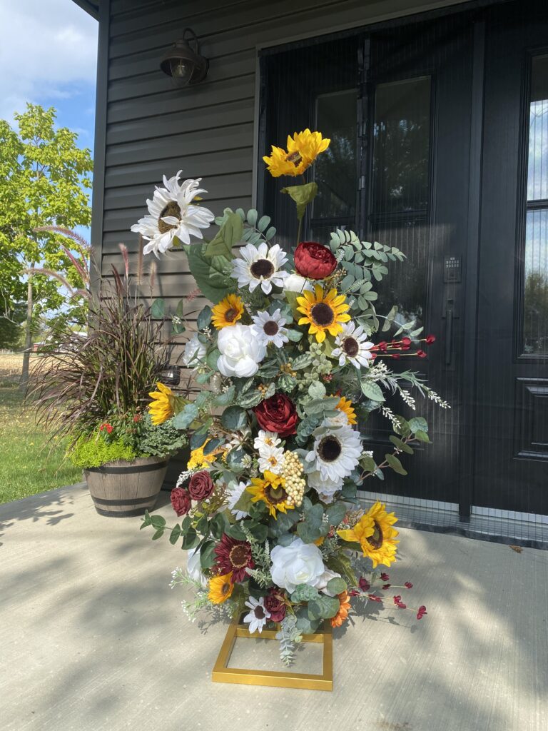 Small flower pillar using fall colours