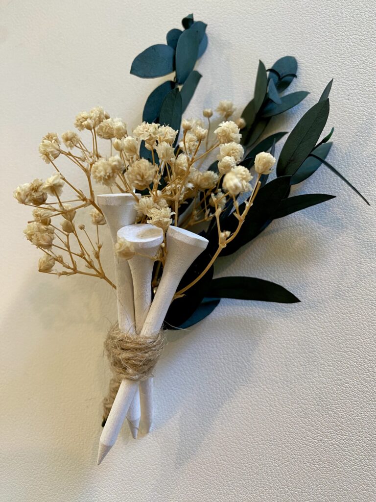 Boutonniere with golf tees